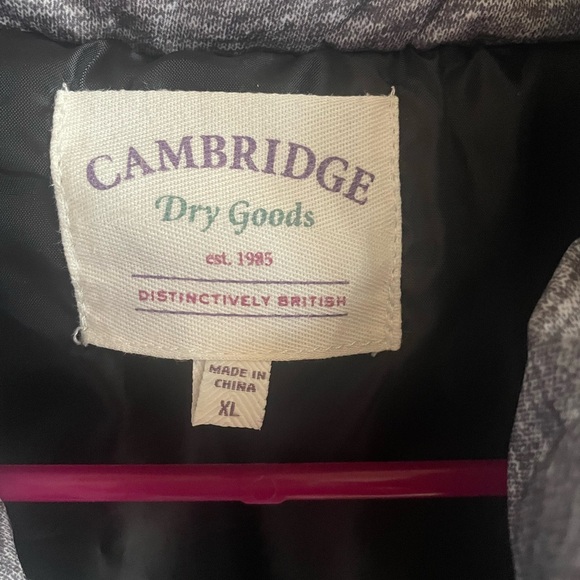 Cambridge Dry Goods 
Grey puffer vest 
Side XL - Picture 7 of 7
